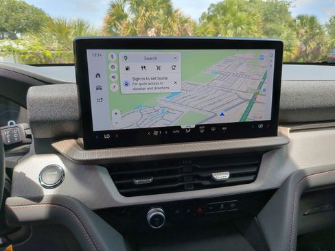 New 2026 Ford Explorer Active RWD image 20