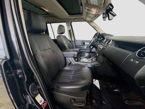 Used 2016 Land Rover LR4 HSE AWD/4WD image 29