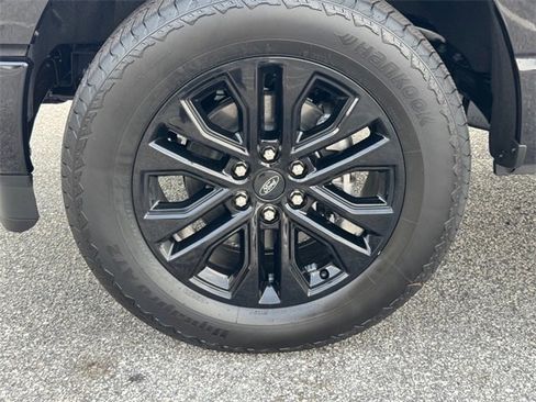 New 2025 Ford F150 Lariat w/ Equipment Group 501A Mid image 9