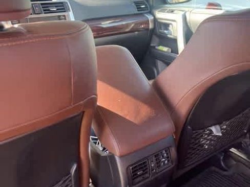 Used 2020 Toyota 4Runner Limited image 12