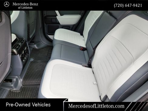 Used 2025 Land Rover Defender 110 AWD/4WD image 30