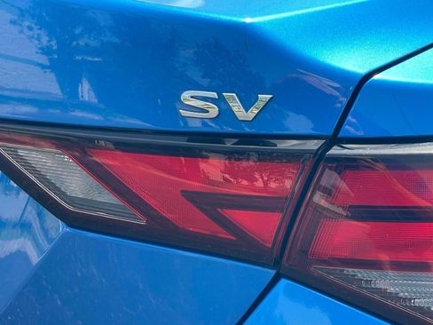 Used 2021 Nissan Sentra SV FWD image 9