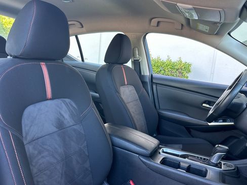 Used 2024 Nissan Sentra SR FWD image 30
