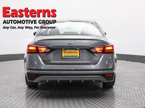 Used 2025 Nissan Altima 2.5 SV image 6