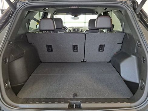 Used 2022 Chevrolet Equinox RS FWD image 28