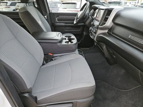 Used 2024 RAM 2500 Big Horn w/ Bed Utility Group image 31