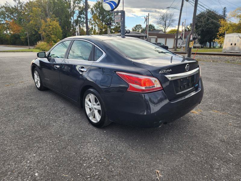 Used 2013 Nissan Altima 2.5 SL FWD image 7