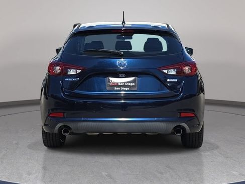 Used 2018 MAZDA MAZDA3 Touring FWD image 7
