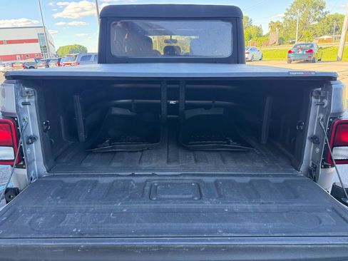 Used 2020 Jeep Gladiator Sport w/ Quick Order Package 24S AWD/4WD image 7