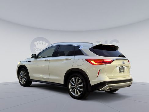 Used 2020 INFINITI QX50 Luxe w/ Navigation Package image 4