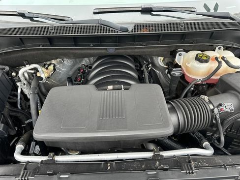 Used 2023 Chevrolet Tahoe Z71 w/ Luxury Package image 17