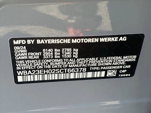 Used 2025 BMW 740i w/ Premium Package image 24