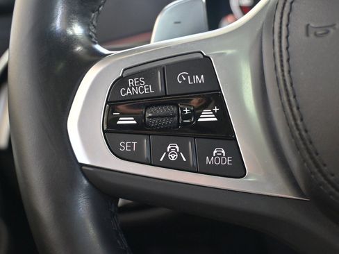 Used 2023 BMW M550i xDrive w/ Executive Package image 20