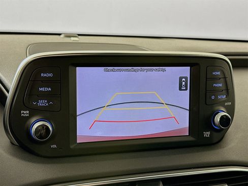 Used 2019 Hyundai Santa Fe SE image 14