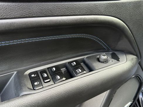 New 2025 Jeep Compass Limited w/ High Altitude Package image 13