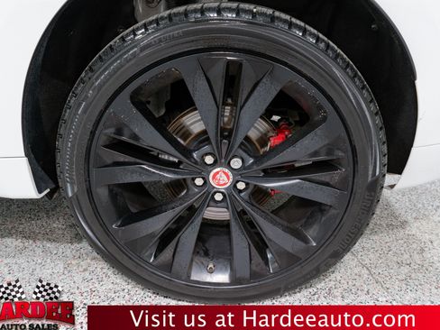 Used 2018 Jaguar F-PACE S AWD/4WD image 10