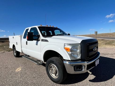 Used 2015 Ford F350 XL w/ Power Equipment Group AWD/4WD image 7