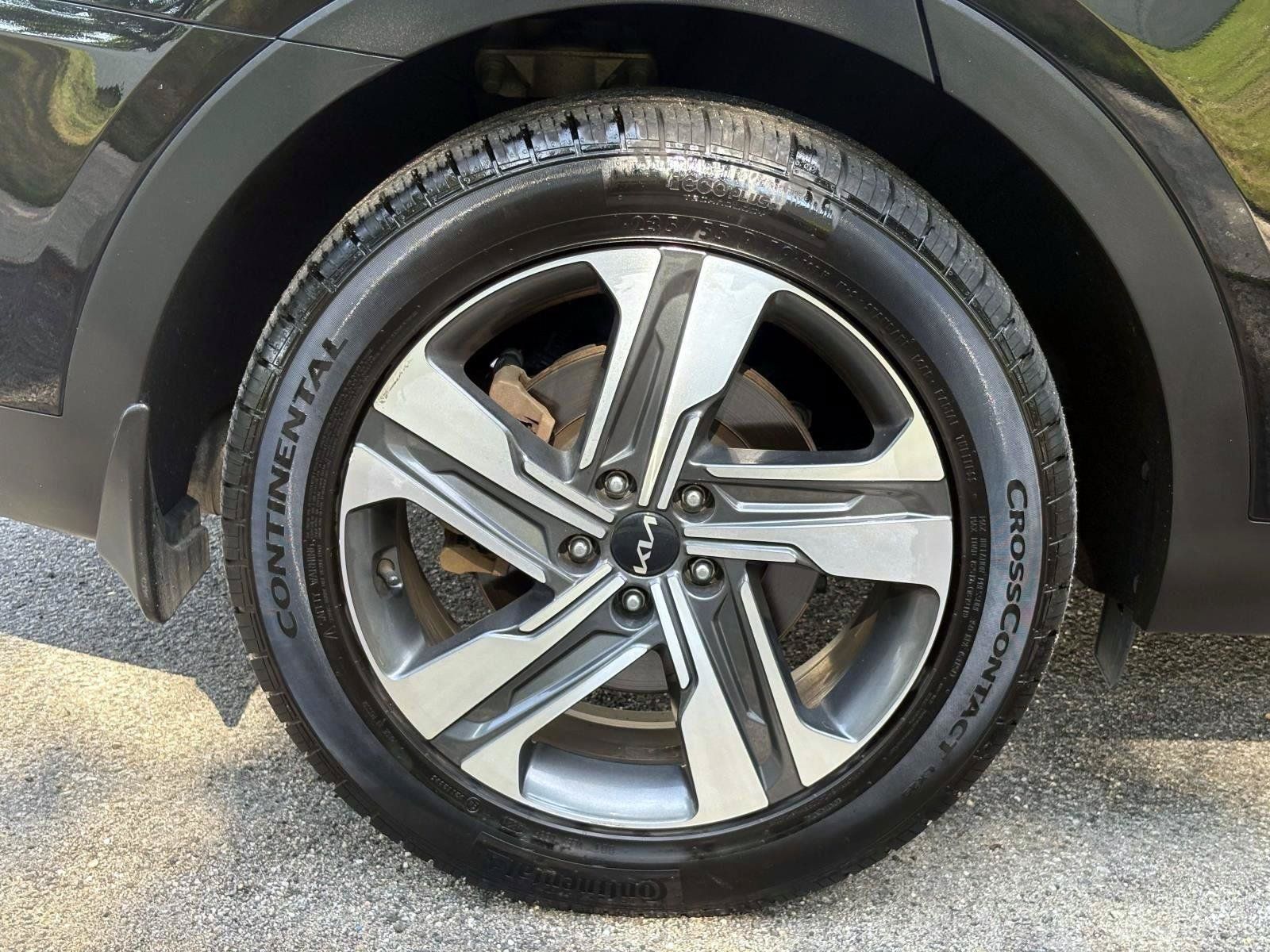 Certified 2023 Kia Sorento SX Prestige AWD/4WD image 33