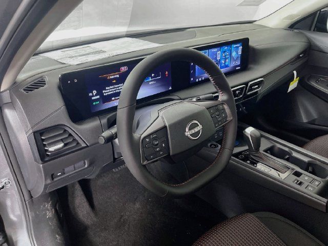 New 2027 Nissan Sentra SR w/ Floor Mat Package FWD image 7