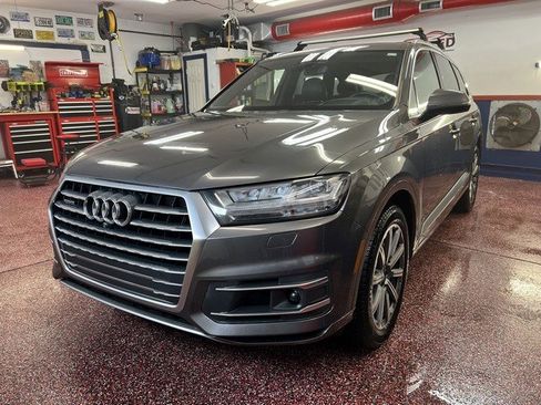 Used 2018 Audi Q7 3.0T Prestige w/ Prestige Package image 1