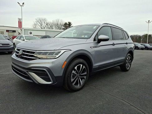 Certified 2024 Volkswagen Tiguan S image 3