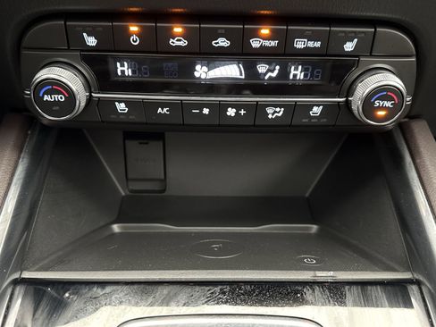 Used 2024 MAZDA CX-5 Signature image 17