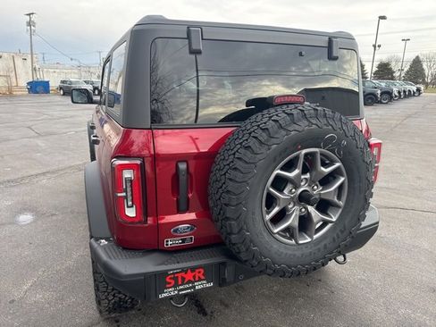 New 2025 Ford Bronco Badlands image 4