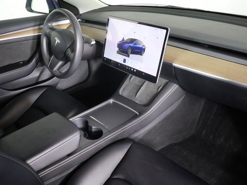 Used 2023 Tesla Model 3 Standard Range RWD image 33