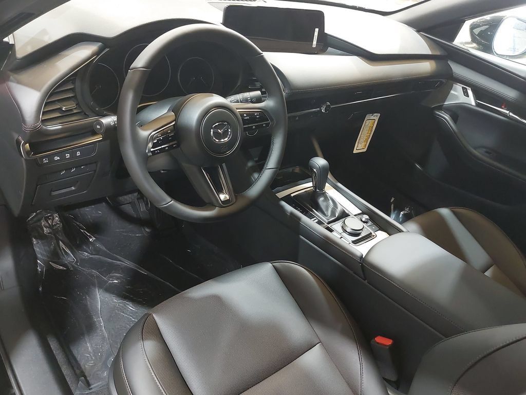 New 2026 MAZDA MAZDA3 Hatchback w/Premium Plus Pkg AWD/4WD image 16
