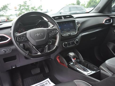 Used 2023 Chevrolet TrailBlazer RS w/ Convenience Package AWD/4WD image 19