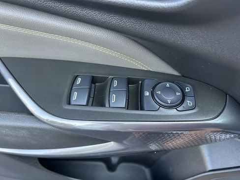 Used 2024 Chevrolet Trax ACTIV w/ Driver Confidence Package image 25