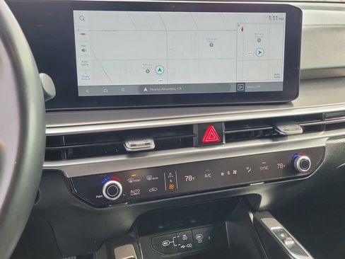 Used 2025 Kia Sorento S image 25