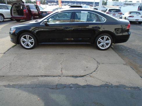 Used 2014 Volkswagen Passat TDI SE FWD image 5
