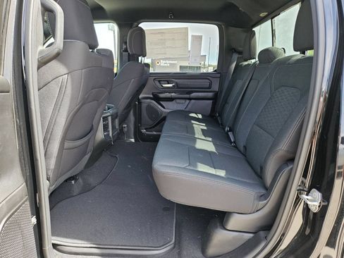 New 2026 RAM 1500 Express AWD/4WD image 13