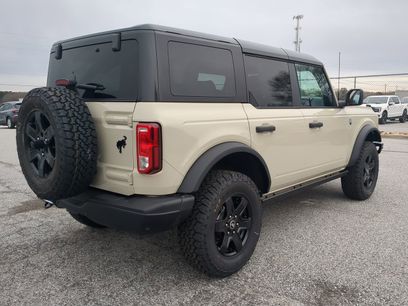 New 2025 Ford Bronco Big Bend w/ Black Diamond Package