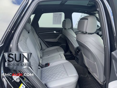 Used 2023 Audi SQ5 Premium Plus w/ Premium Plus Package image 8