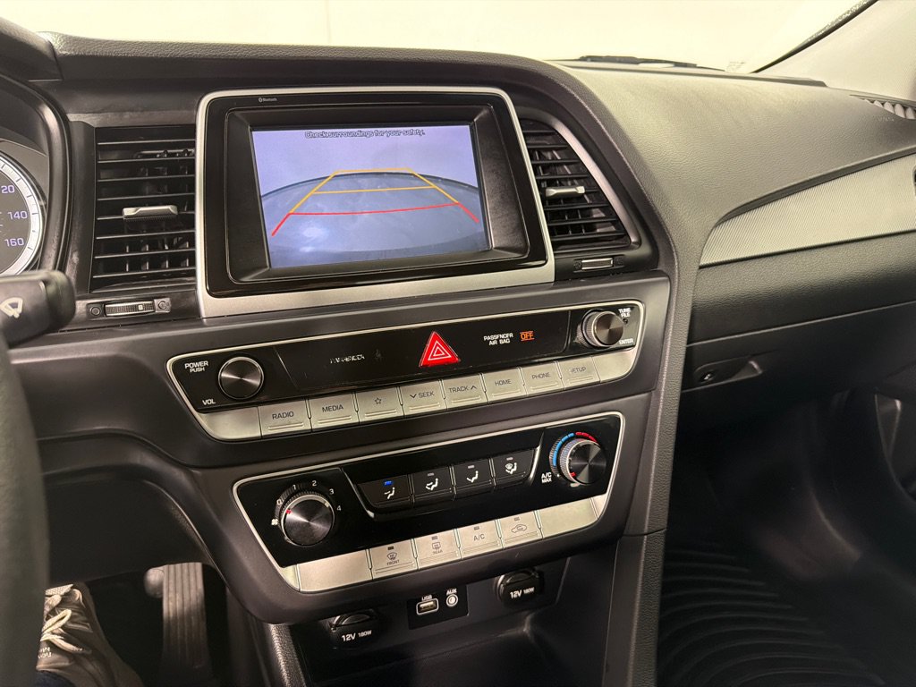 Used 2018 Hyundai Sonata SE FWD image 15