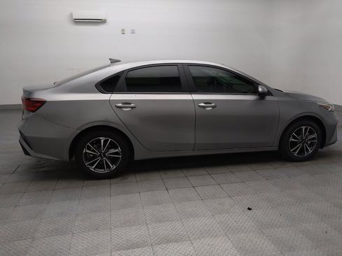 Used 2023 Kia Forte LXS FWD image 10