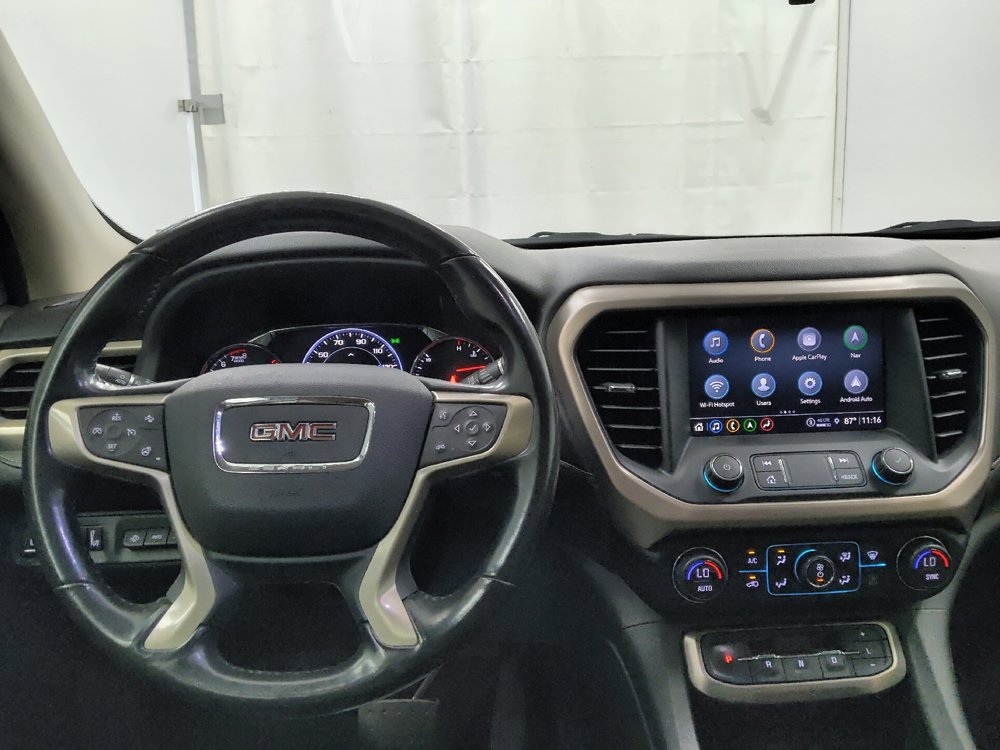 Used 2021 GMC Acadia Denali w/ Denali Technology Package FWD image 22