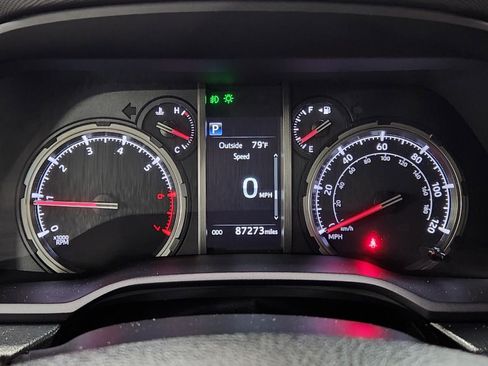 Used 2021 Toyota 4Runner TRD Off-Road Premium AWD/4WD image 35
