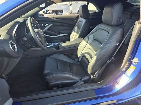Used 2024 Chevrolet Camaro LT w/ RS Package image 10