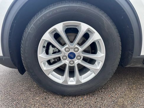 Used 2020 Ford Escape SE FWD image 19