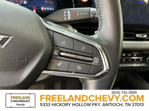 Used 2025 Chevrolet Equinox LT w/ Convenience Package II image 14