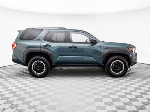 Used 2025 Toyota 4Runner TRD Off-Road Premium image 6