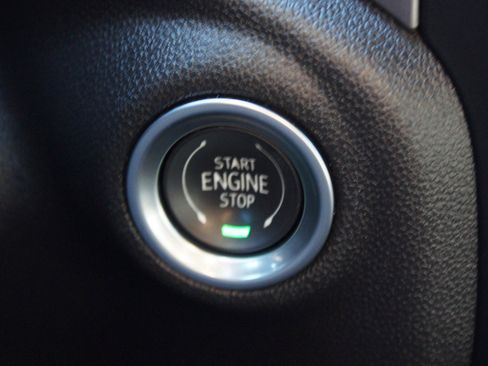 Used 2024 Chevrolet Silverado 1500 Custom image 7