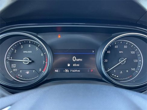 Used 2020 Buick Encore GX Preferred w/ Cold Weather Comfort Package image 16