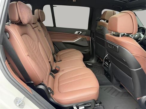 Used 2020 BMW X7 xDrive40i w/ M Sport Package AWD/4WD image 45