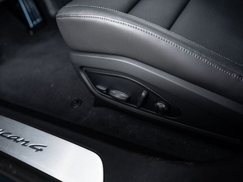 New 2026 Porsche Taycan image 18