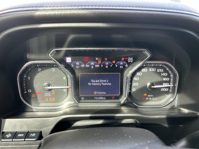 Used 2021 GMC Sierra 2500 AT4 w/ AT4 Premium Plus Package AWD/4WD image 12