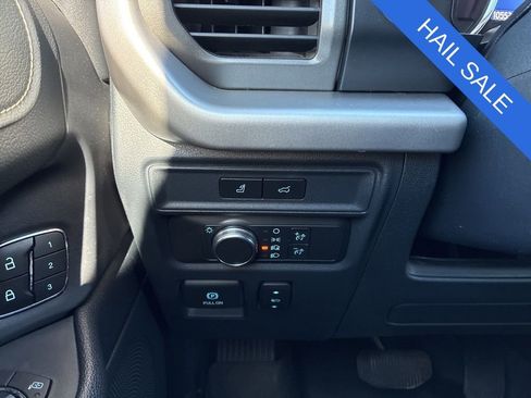 Used 2022 Ford Expedition XLT AWD/4WD image 32